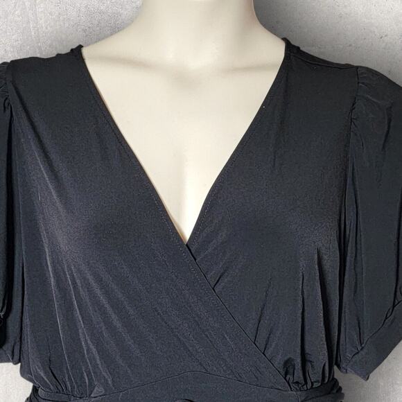 Torrid Dress Plus Sz 5 Black Mini Studio Knit Surplice Faux Wrap Pockets Stretch - Picture 5 of 15